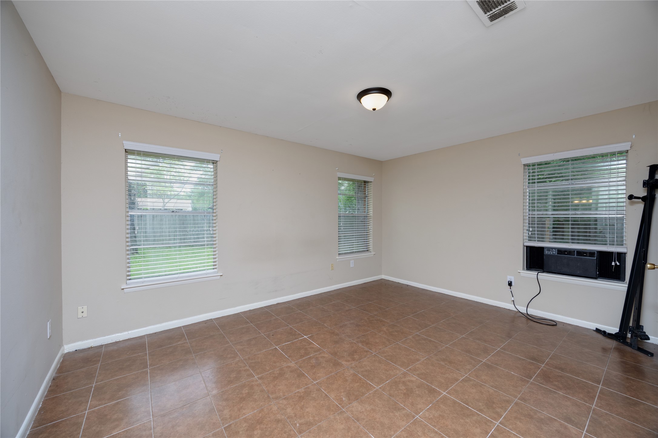 2 Circle Drive Conroe, TX 77301 - Photo 21 of 29
