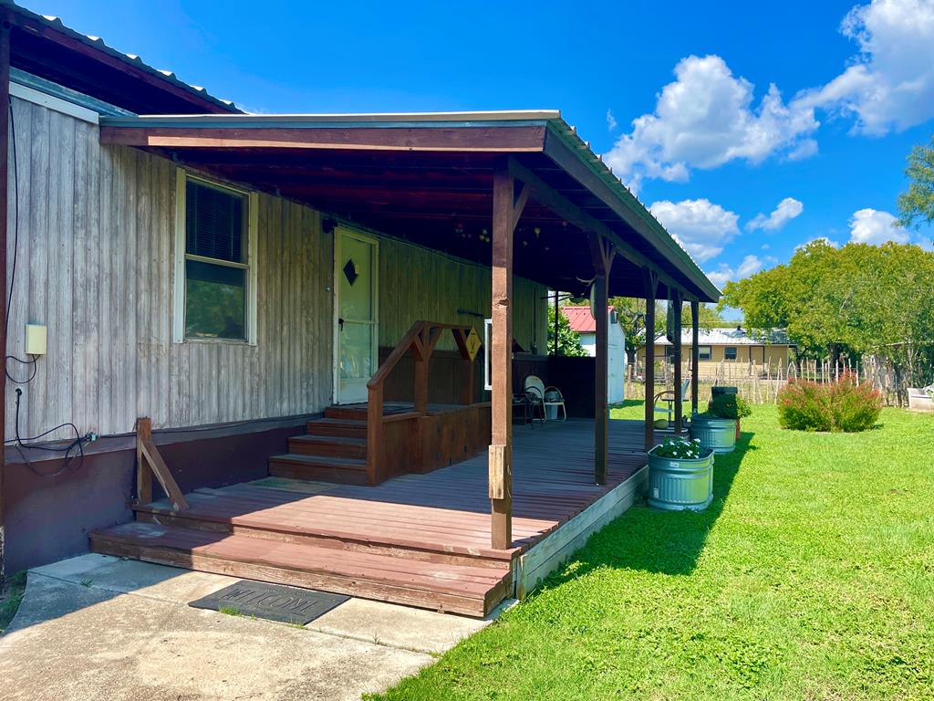 210 Cherry Street Junction, TX 76849 - Photo 4 of 20 Gallery Image 4