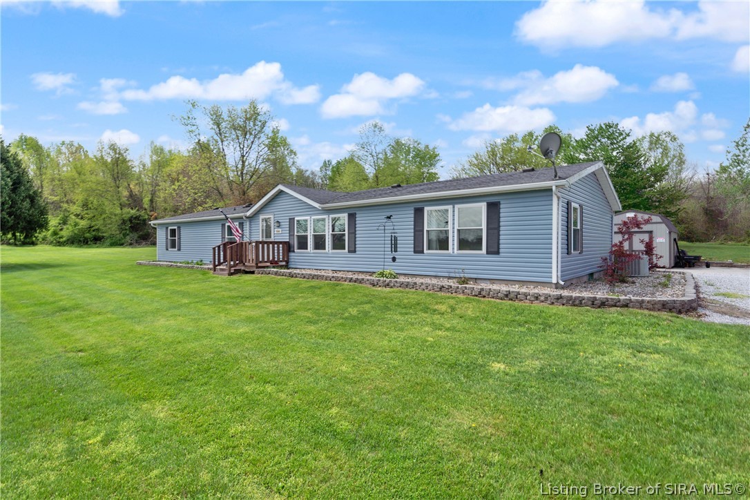 4900 East Robin Road Pekin, IN 47165 - Photo 38 of 39
