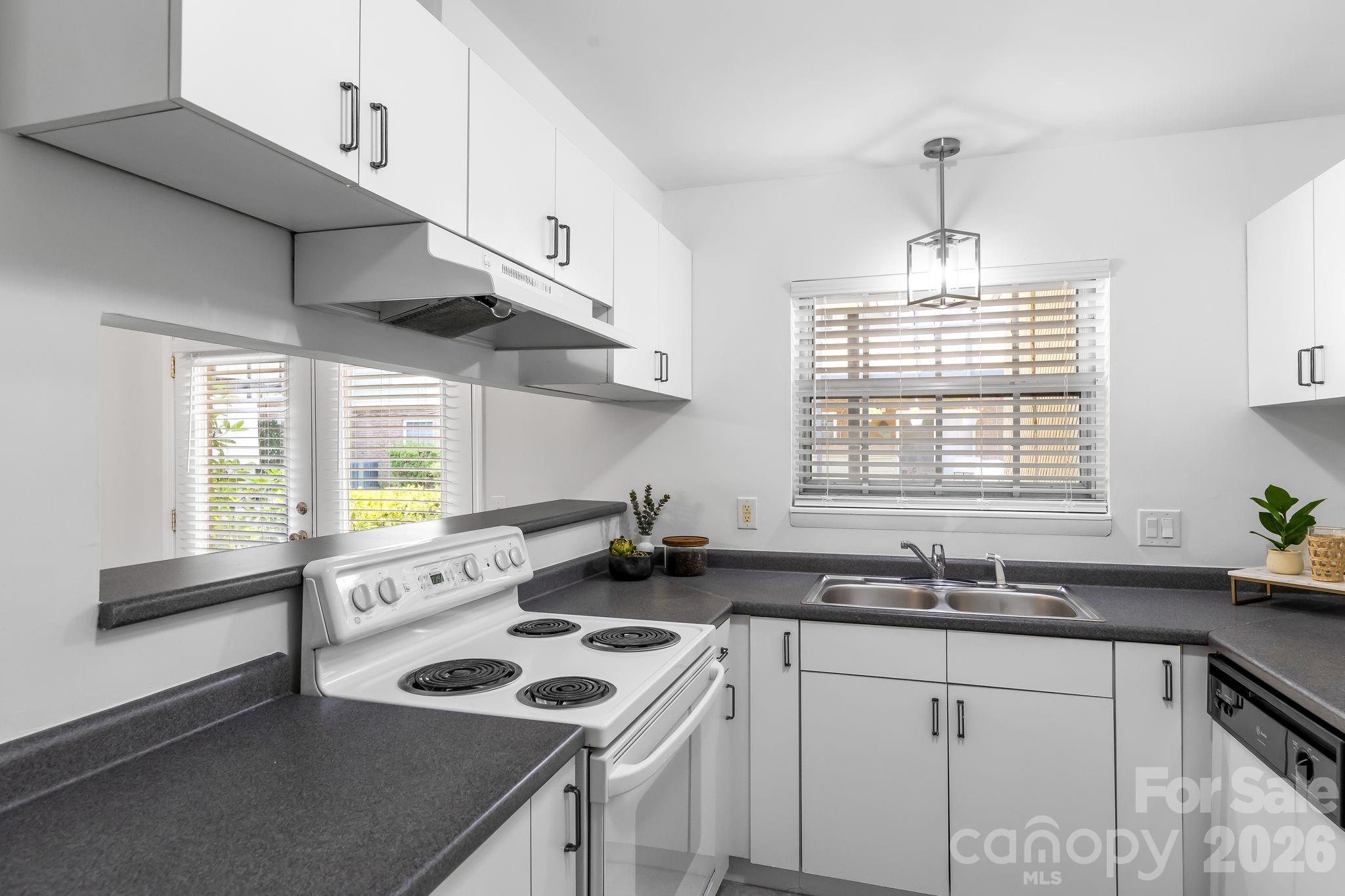 2630 Park Road, Unit F Charlotte, NC 28209 - Photo 13 of 35 Gallery Image 13