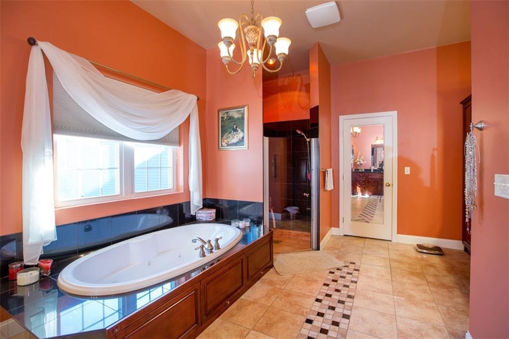 54 Upland Road Lisbon, ME 04250 - Photo 18 of 35 Luxurious soaking tub and oversize...