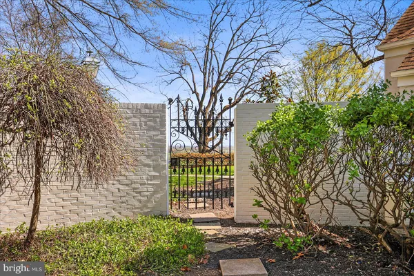 $2,100,000 | 6759 Moulstown Road, Hanover, PA 17331
