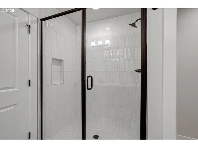 $629,960 | 13945 Southeast Piper Cub Way, Milwaukie, OR 97267