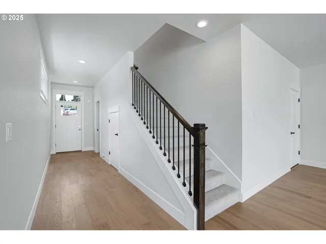 $629,960 | 13945 Southeast Piper Cub Way, Milwaukie, OR 97267