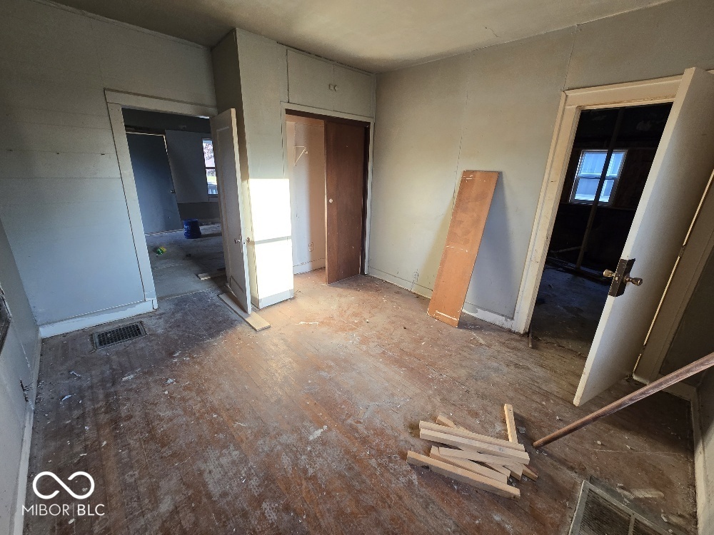 2907 Columbus Avenue Anderson, IN 46016 - Photo 5 of 11