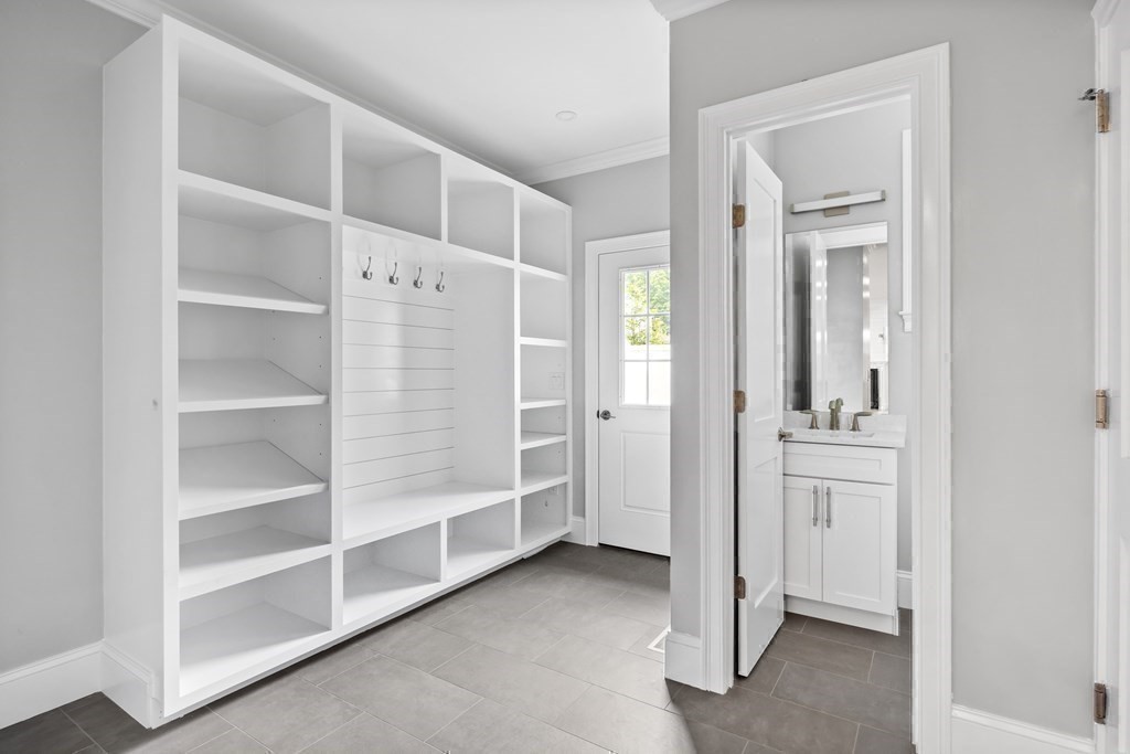 1019 Central Avenue Needham, MA 02492 - Photo 23 of 28