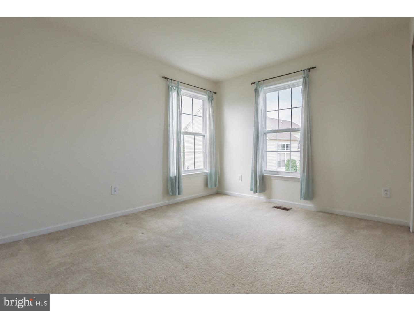136 Tatham Road Bensalem, PA 19020 - Photo 17 of 24 Gallery Image 17