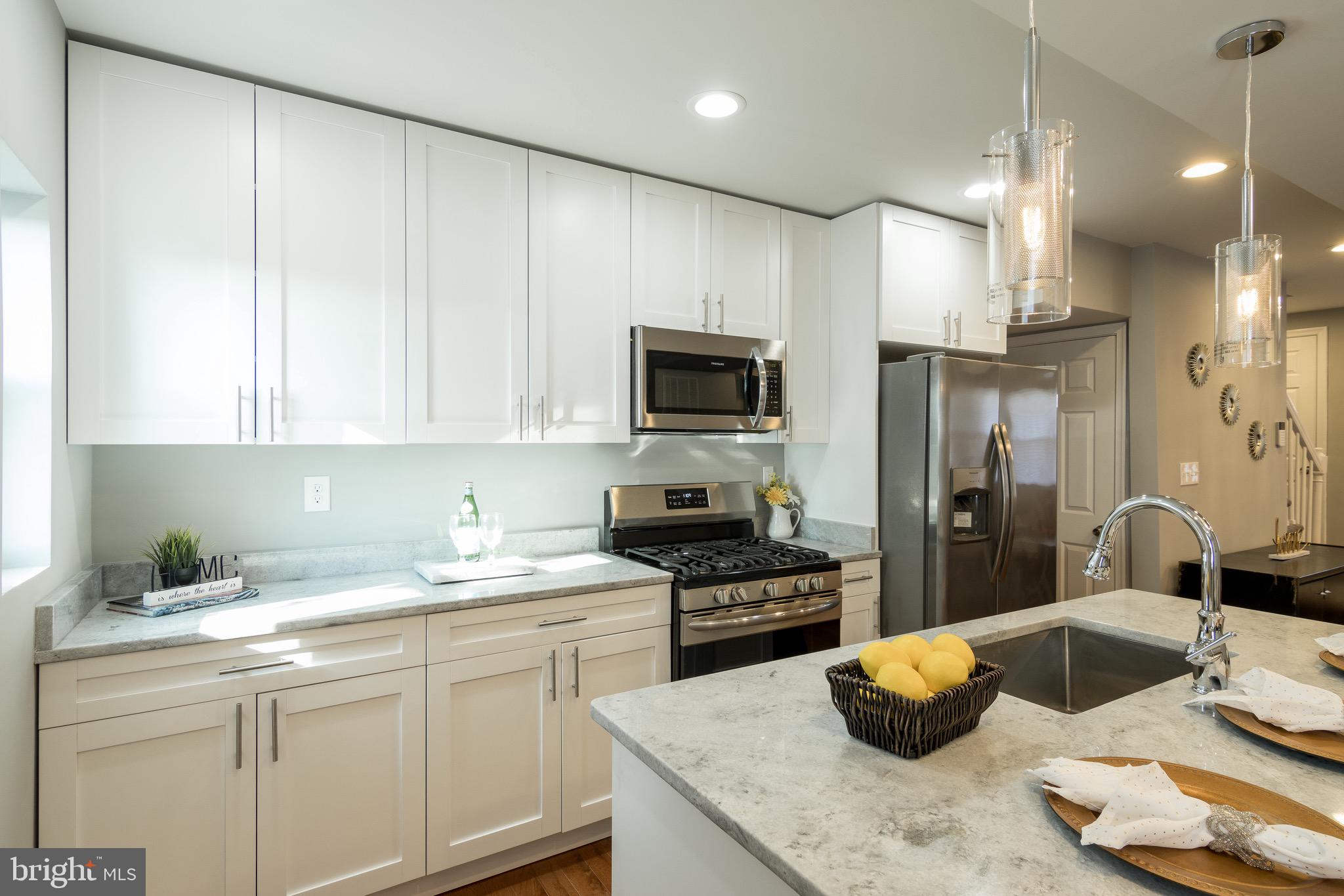 3811 Rokeby Road Baltimore, MD 21229 - Photo 12 of 37