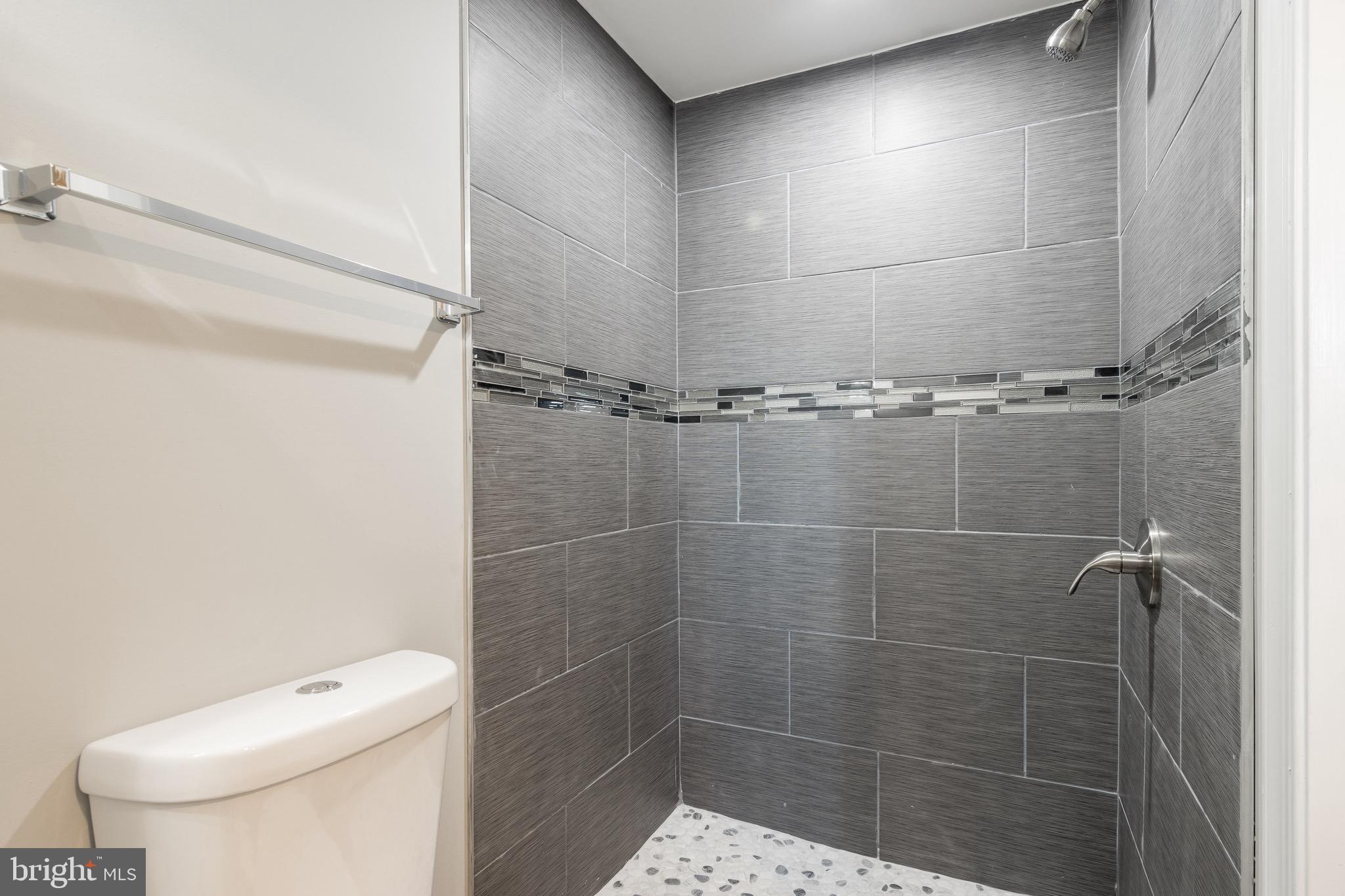 3811 Rokeby Road Baltimore, MD 21229 - Photo 31 of 37