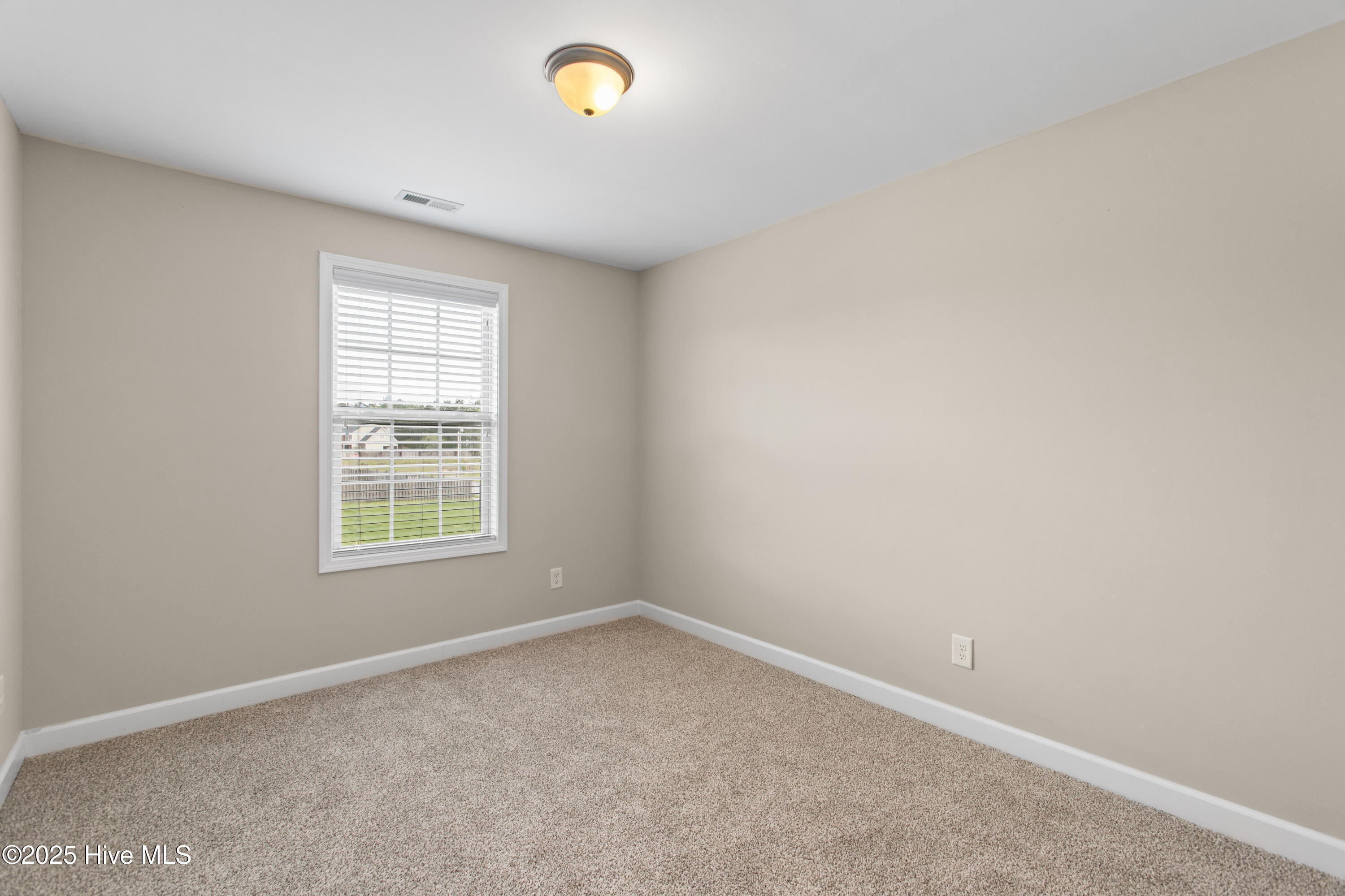 101 Lincolnton Court Jacksonville, NC 28540 - Photo 28 of 39 28