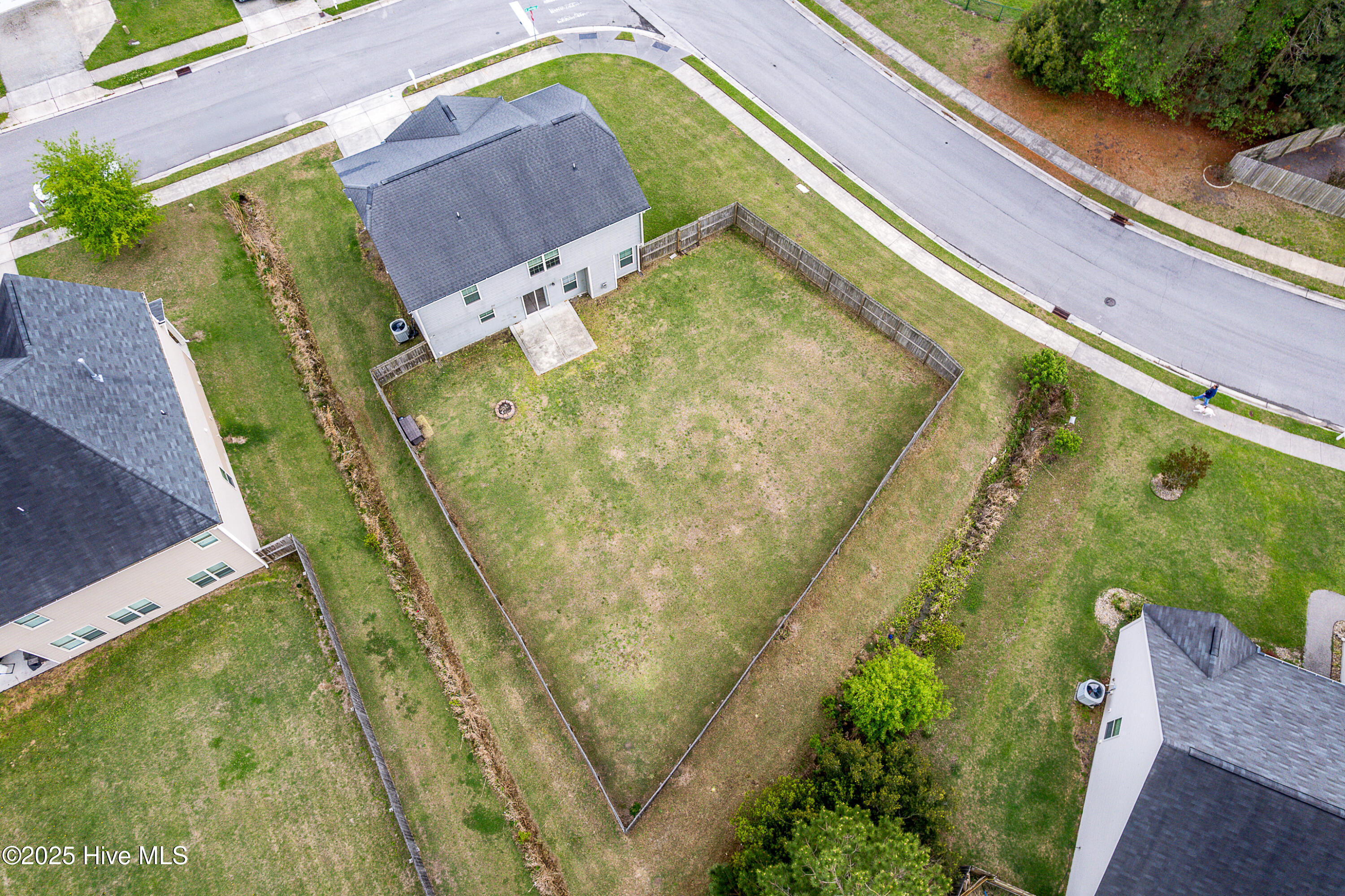 101 Lincolnton Court Jacksonville, NC 28540 - Photo 38 of 39 38