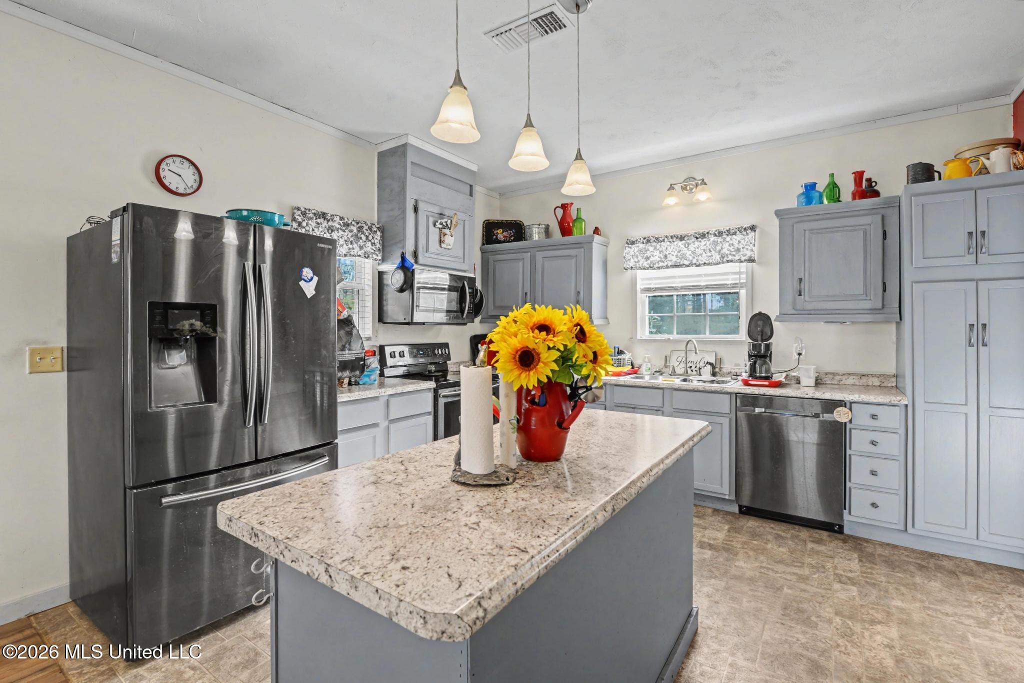 2221 Basin-Central Road Lucedale, MS 39452 - Photo 6 of 30 006