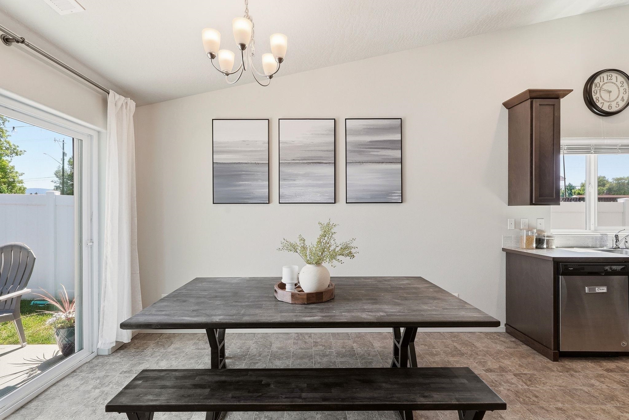 1602 North Arties Road Spokane Valley, WA 99016 - Photo 6 of 31