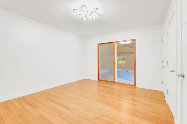 $365,000 | 160 East Terra Cotta Avenue, Crystal Lake, IL 60014