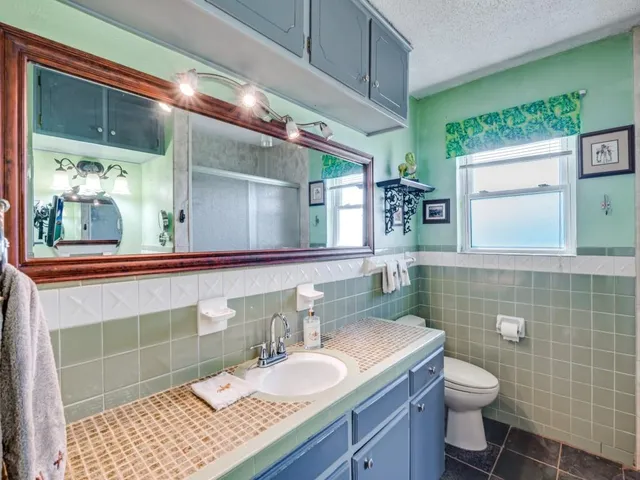 $1,150,000 | 3800 Dr Griffin Road, Cross Roads, TX 76227