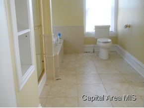 5200 Passfield Road Rochester, IL 62563 - Photo 4 of 10