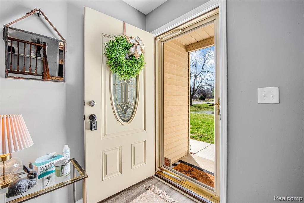 8255 Burpee Road Grand Blanc, MI 48439 - Photo 7 of 42