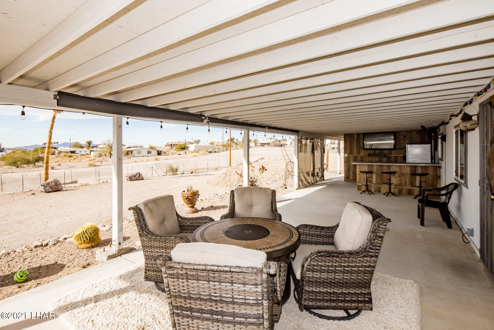 4043 Gold Springs Road Lake Havasu City, AZ 86406 - Photo 2 of 27 4043GoldSpringsRd_07