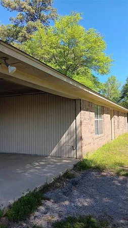 $1,750 | 1918 Highway 259, Diana, TX 75640