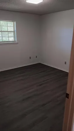 $1,750 | 1918 Highway 259, Diana, TX 75640