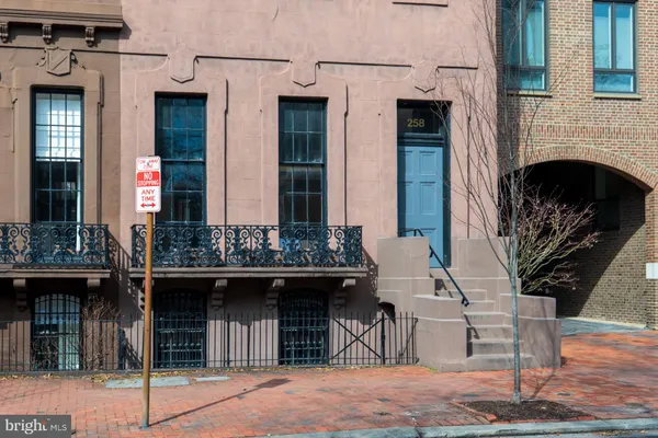 a view of entrance of the house