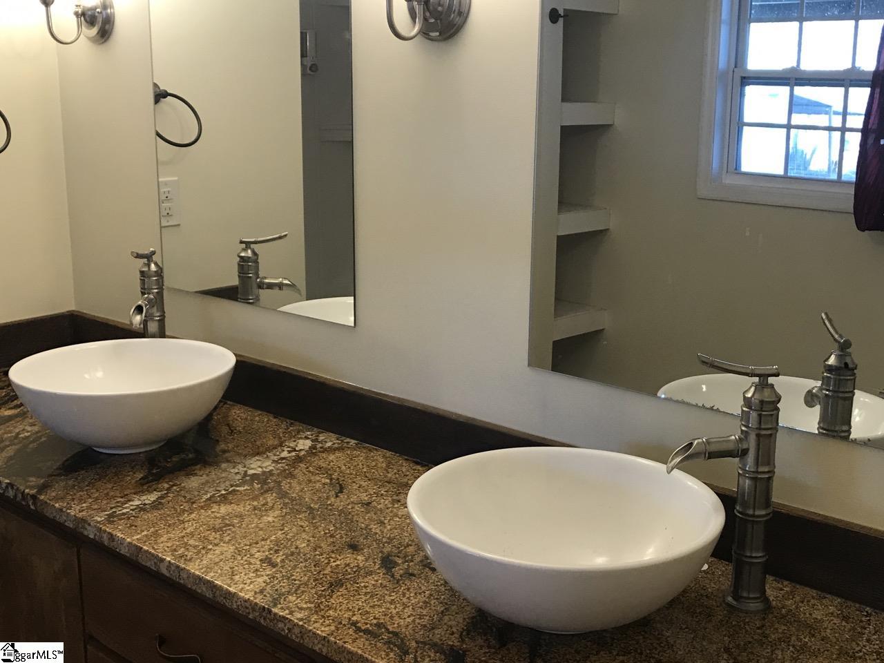 891 Bracken Road Piedmont, SC 29673 - Photo 14 of 36 Gallery Image 14