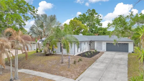 $469,000 | 3925 De Kalb Drive, Orlando, FL 32839