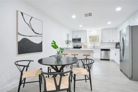 $469,000 | 3925 De Kalb Drive, Orlando, FL 32839