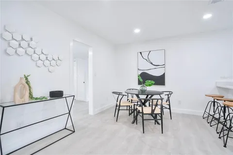 $469,000 | 3925 De Kalb Drive, Orlando, FL 32839