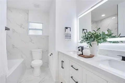$469,000 | 3925 De Kalb Drive, Orlando, FL 32839