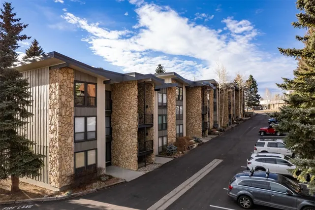 $1,023,000 | 176 La Bonte Street, Unit 306, Dillon, CO 80435