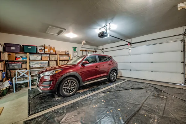 a view of a garage