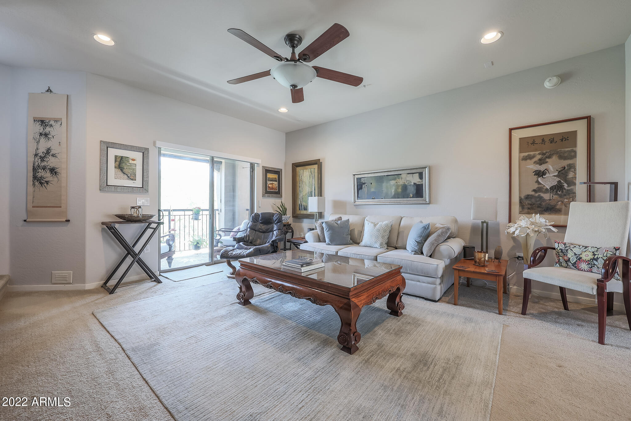 3935 East Rough Rider Road, Unit 1111 Phoenix, AZ 85050 - Photo 3 of 35 Living room