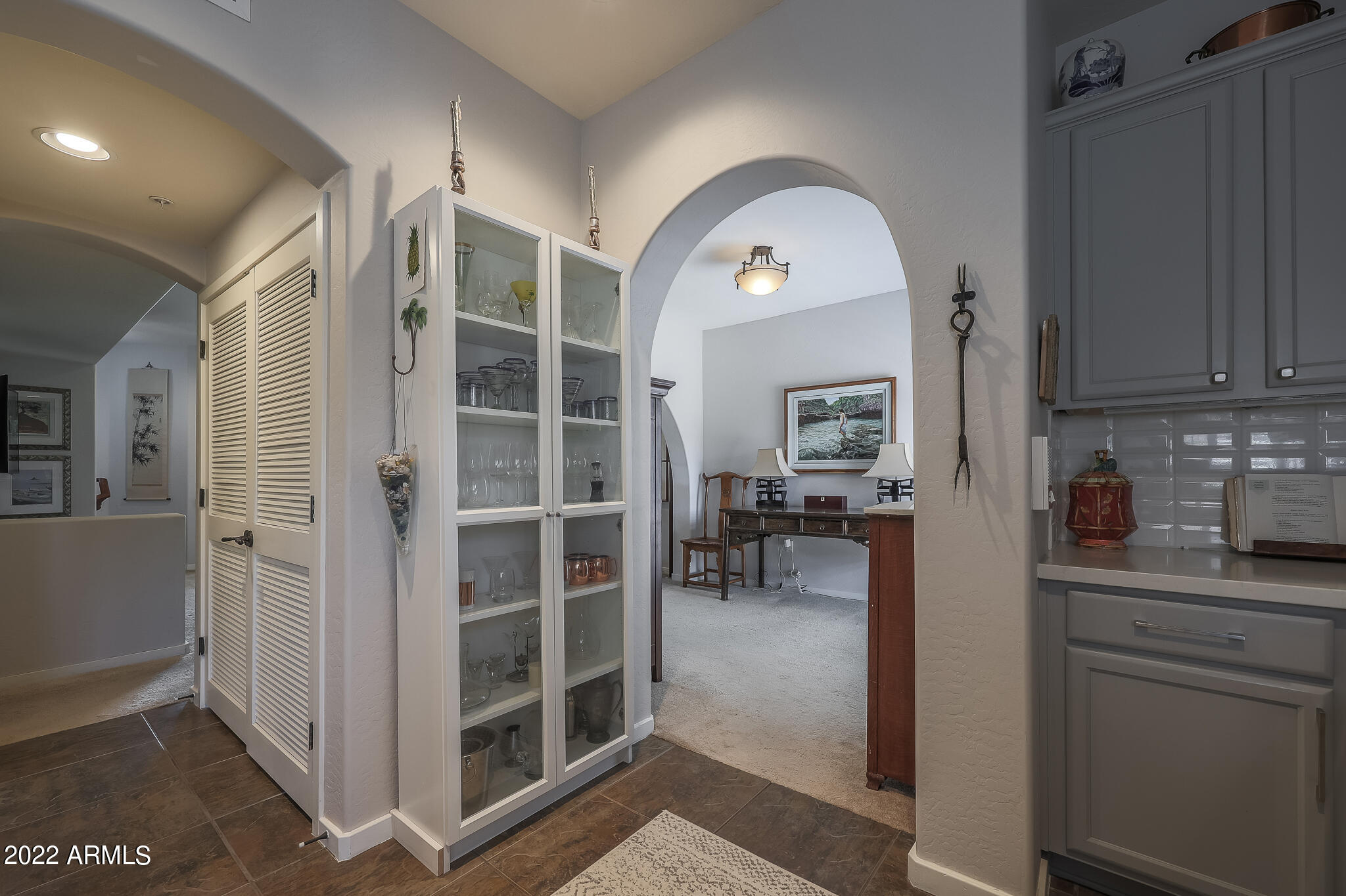 3935 East Rough Rider Road, Unit 1111 Phoenix, AZ 85050 - Photo 8 of 35 Kitchen