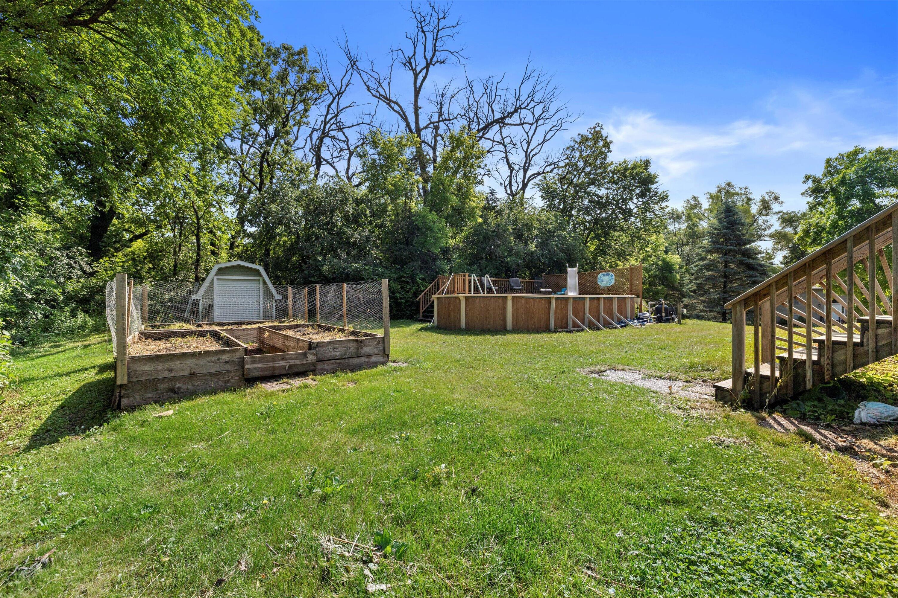 8020 Ridgeway Drive Burlington, WI 53105 - Photo 28 of 36 yarf