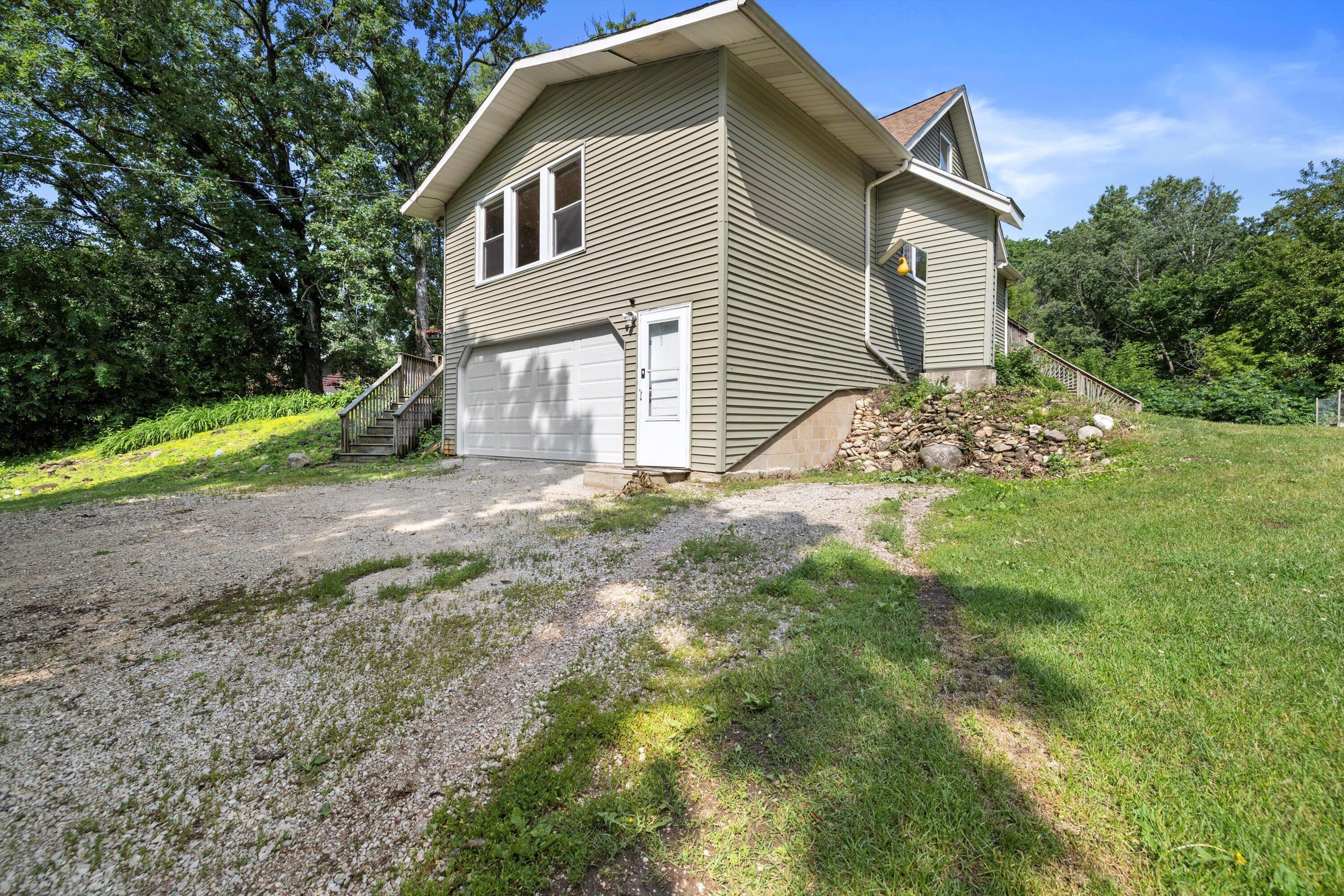 8020 Ridgeway Drive Burlington, WI 53105 - Photo 35 of 36 exterior