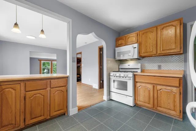 $334,900 | 8020 Ridgeway Drive, Burlington, WI 53105