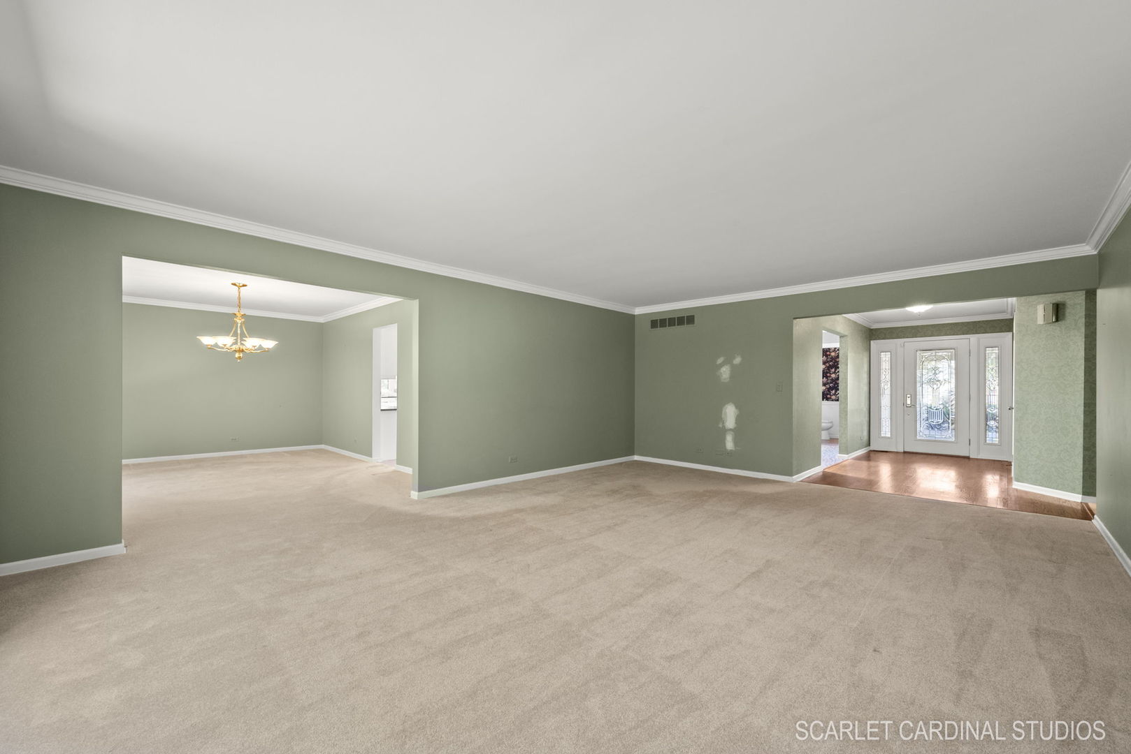 1649 Wadsworth Road Wheaton, IL 60189 - Photo 8 of 38 Gallery Image 8