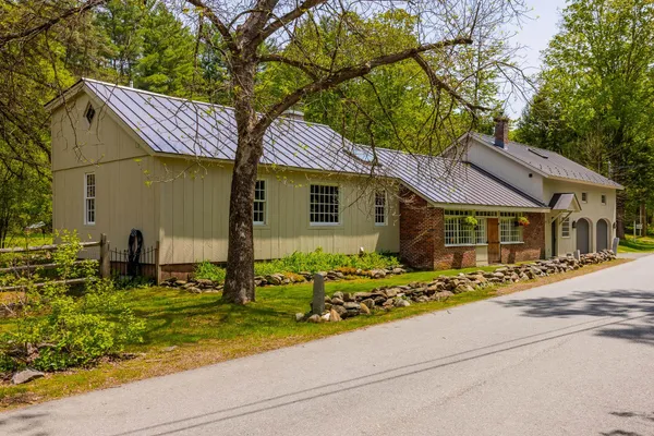 $1,400,000 | 15 Market Street, Lyme, NH 03768