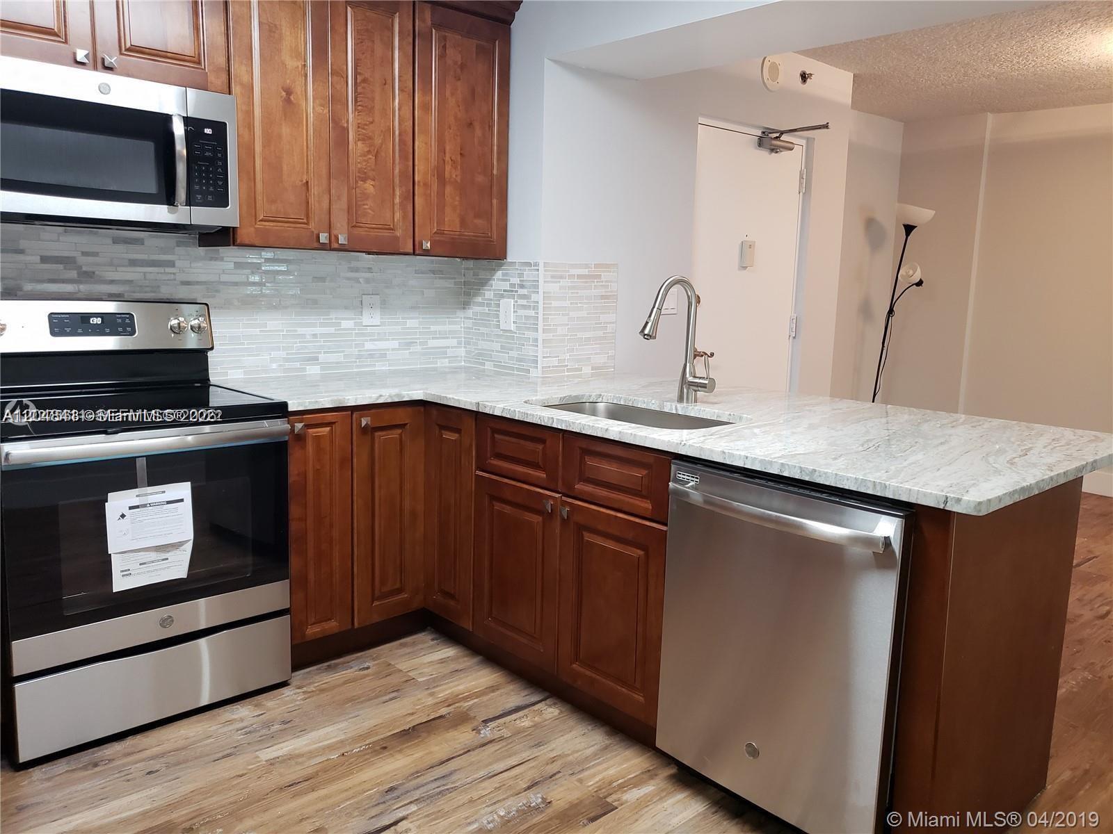 104 Southwest 9th Street, Unit 304 Miami, FL 33130 - Photo 5 of 17