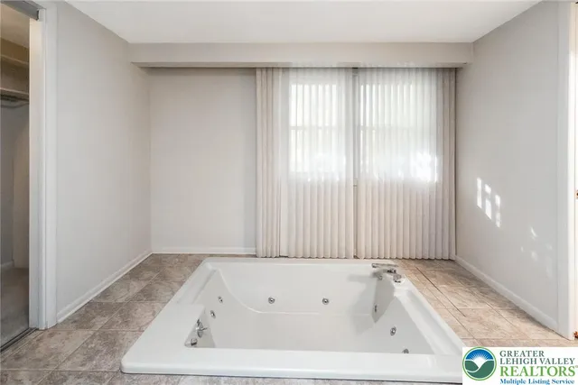 $499,900 | 8769 Spinnerstown Road, Coopersburg, PA 18036