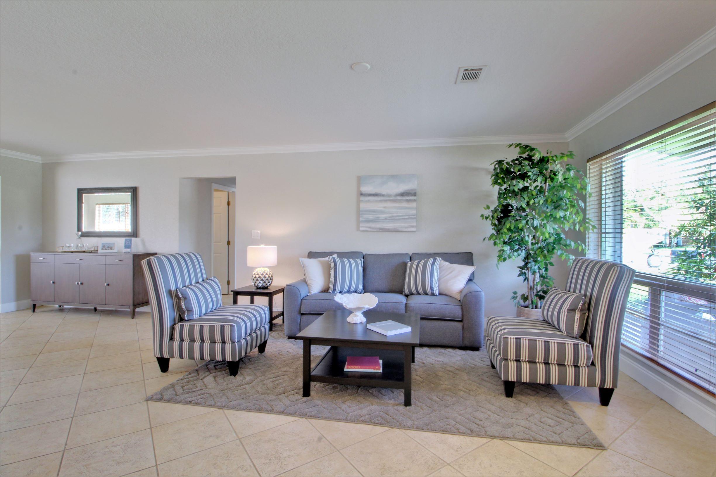 475 Northeast 32nd Street Boca Raton, FL 33431 - Photo 5 of 25 IMG_8953_4_5_Fusion-Interior (2)