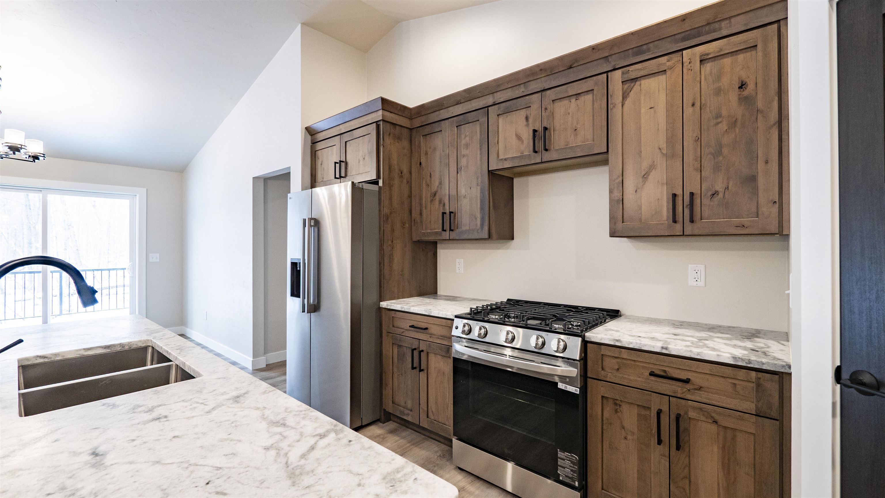 N3405 Covered Bridge Road Waupaca, WI 54981 - Photo 11 of 27