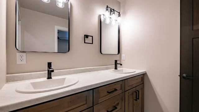 $480,000 | N3405 Covered Bridge Road, Waupaca, WI 54981