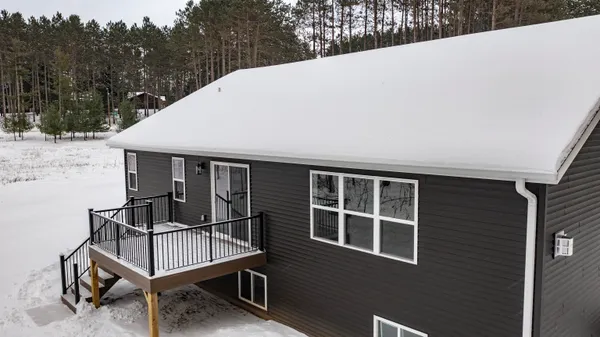 $480,000 | N3405 Covered Bridge Road, Waupaca, WI 54981