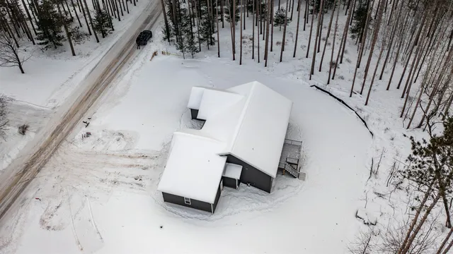 $480,000 | N3405 Covered Bridge Road, Waupaca, WI 54981