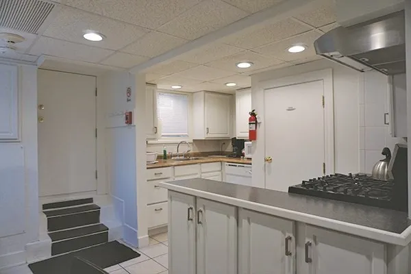 $2,250 | 25 Lambert Street, Unit B, Cambridge, MA 02141