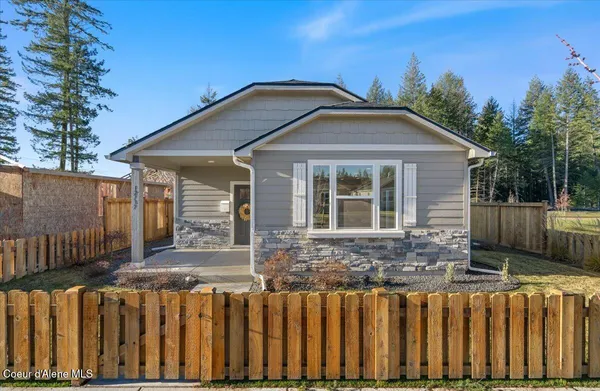 $450,000 | 12737 North Genesis Boulevard, Hayden, ID 83835