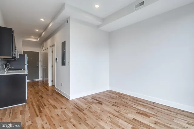 $1,590 | 514 South Street, Unit 306, Philadelphia, PA 19147