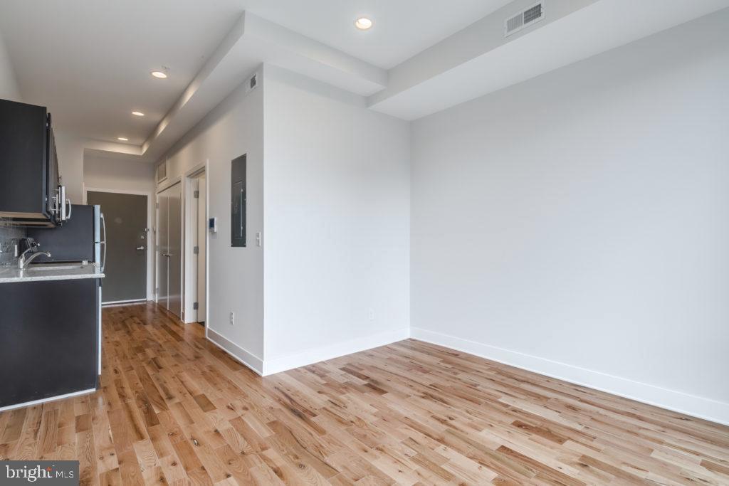 514 South Street, Unit 306 Philadelphia, PA 19147 - Photo 3 of 9